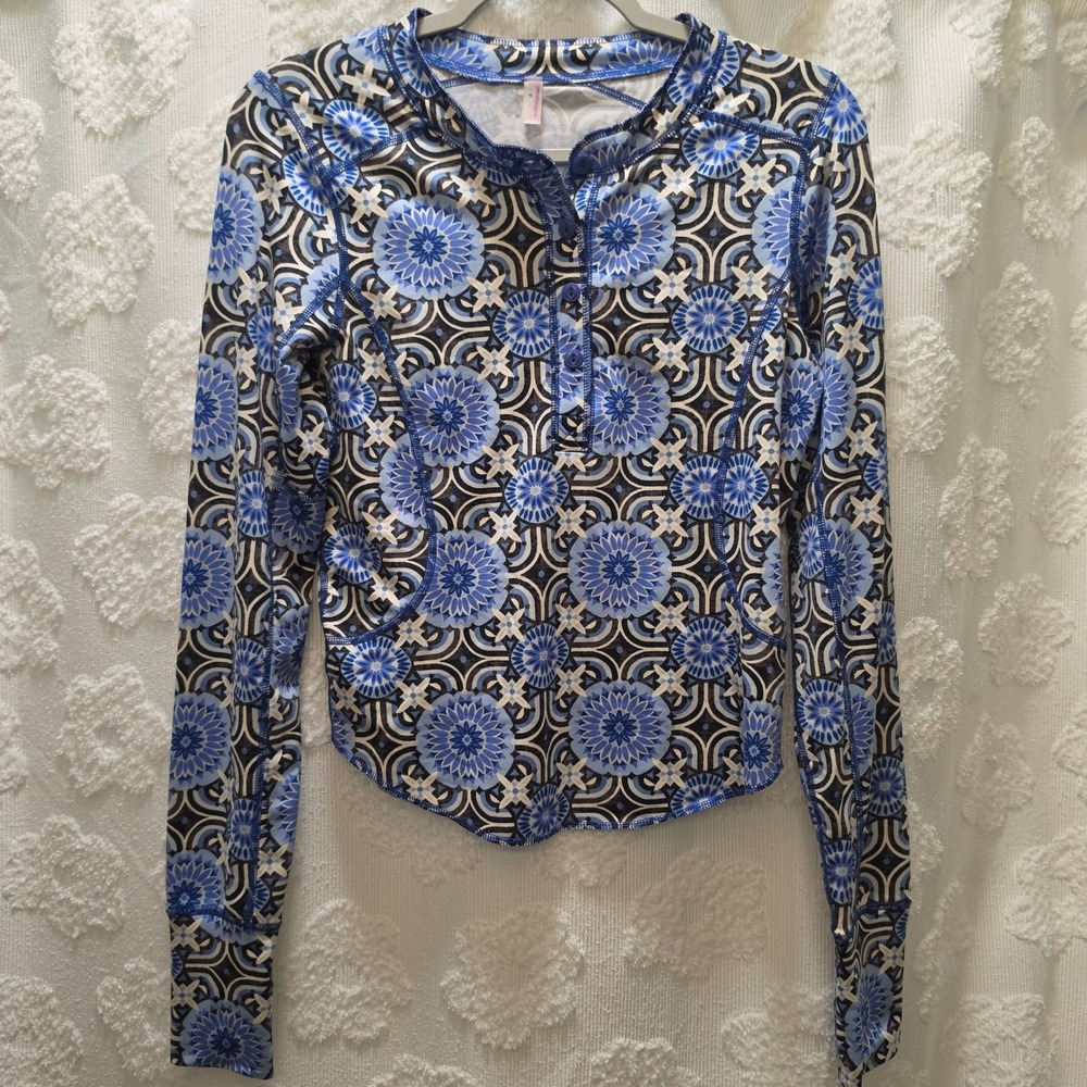 FP Movement Fireside Blue Geometric Floral Mandala Henley Long Sleeve Top Medium